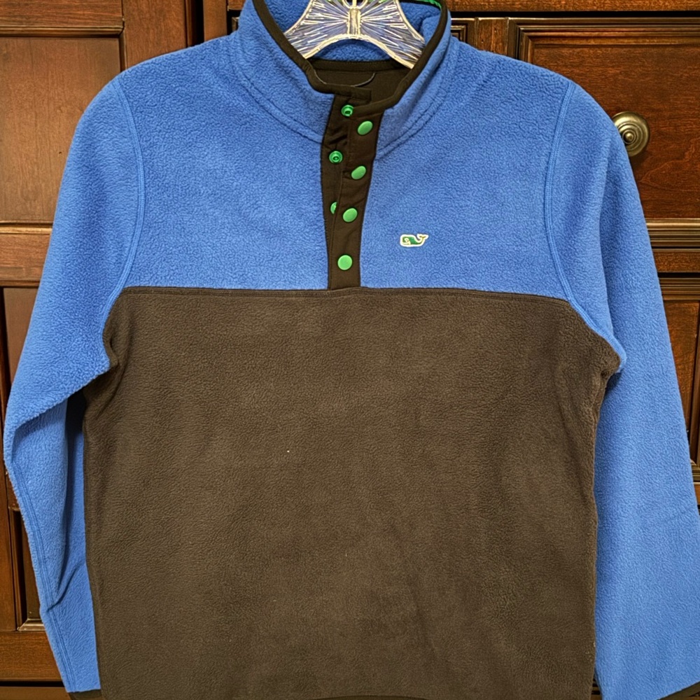 Vineyard Vines Blue and Black Fleece with Green Accents